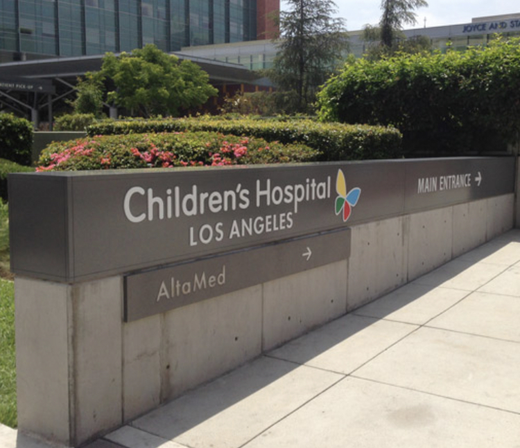 children's hospital channel letters sign specialists